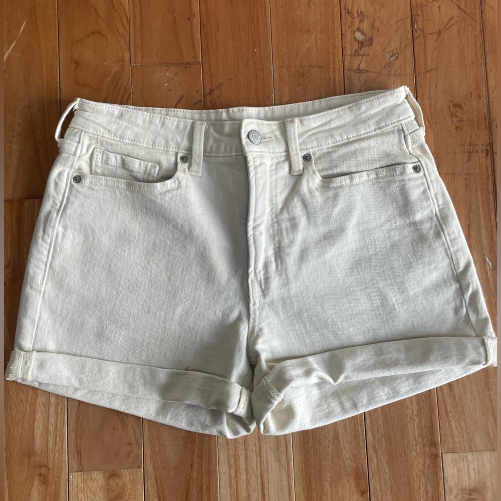 Old Navy Women's Cream Jean Shorts